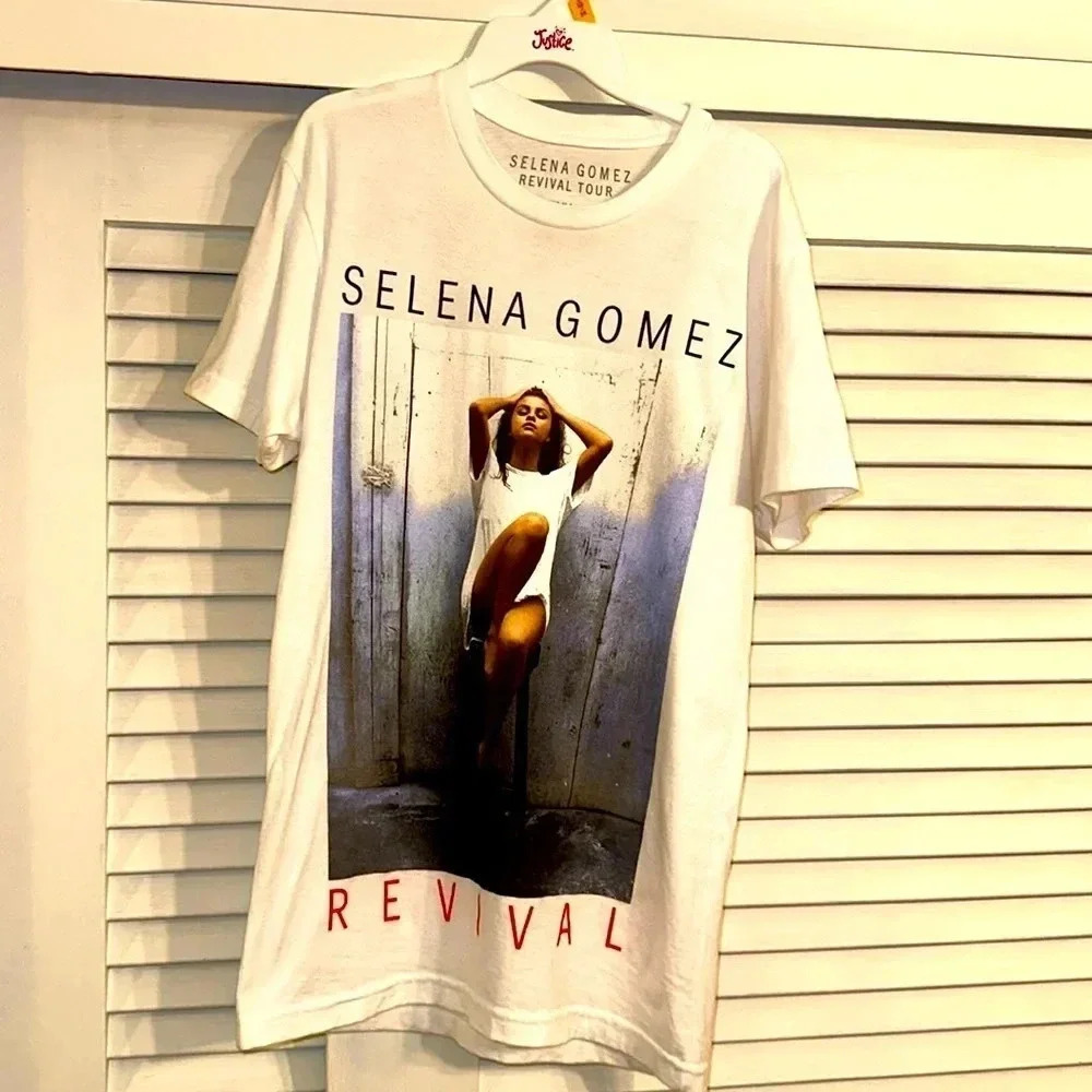 2016 Selena Gomez Revival Tour concert merch unisex 100% cotton tshirt size XS
